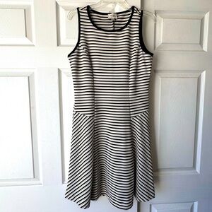 Dress, Women’s Medium